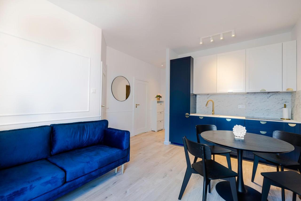 Marine Nadmorski Dwór Apartament *